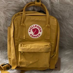 Kanken Fjallraven mini ochre